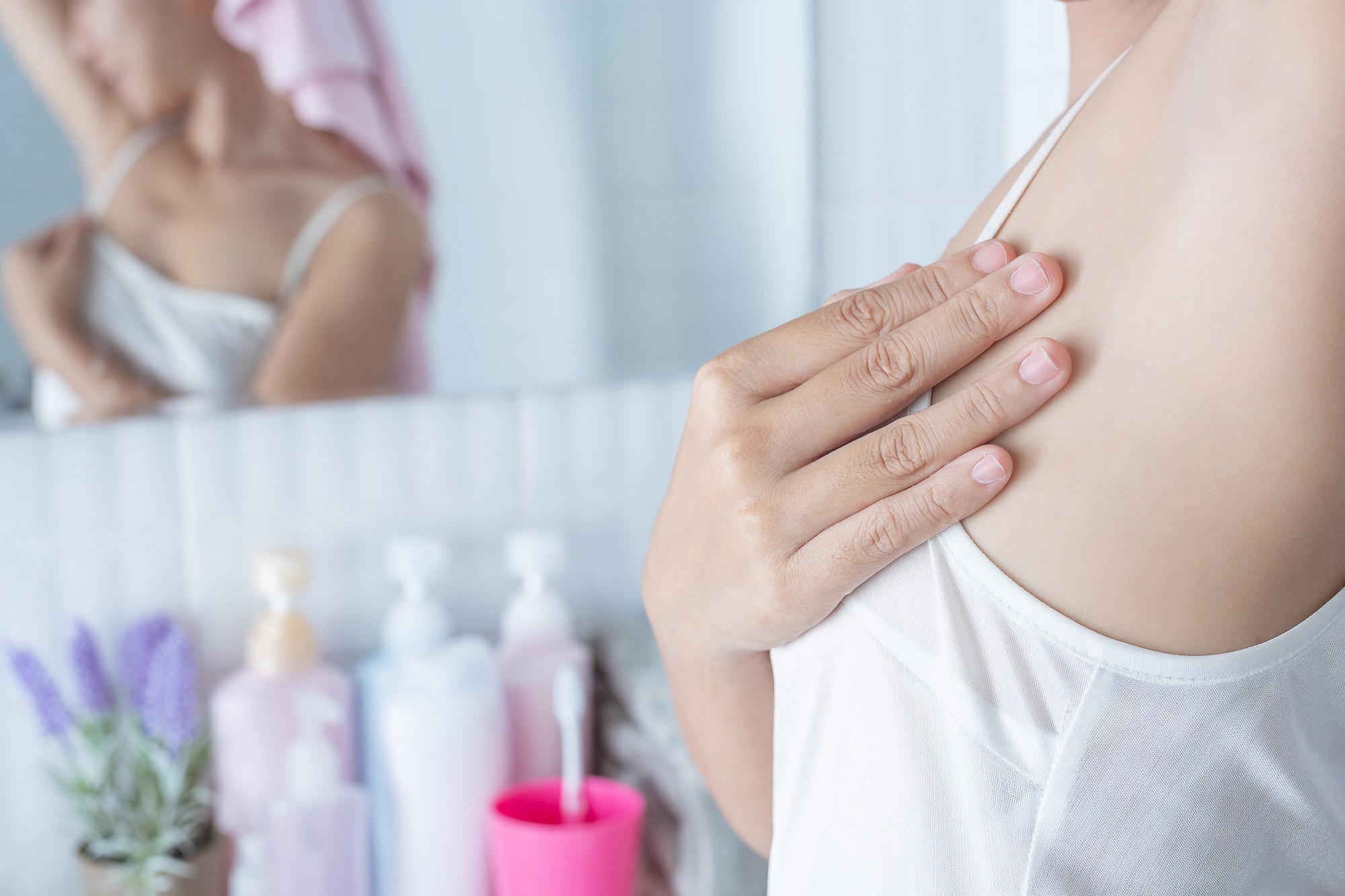 Ung Thư Vú Di Căn Hạch Nách: Dấu Hiệu, Điều Trị Và Chăm Sóc